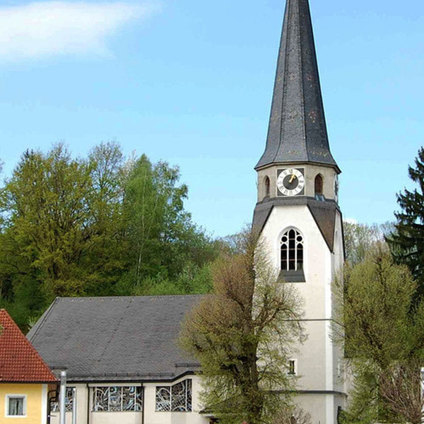 Pfarrkirche Dietach / © Pfarrgemeinde Dietach Pfarrkirche Dietach