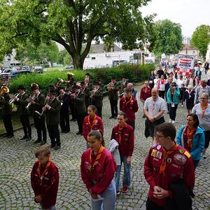 Gemeinsame Prozession von Marcel Callo und St, Quirinus