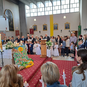 Die Kinder mit ihren Pat:innen