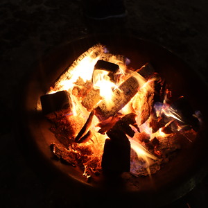 Adventfeier mit Genuss-standln in St. Quirinus