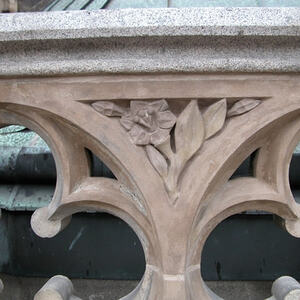 Brüstungsdetail nach der Restaurierung