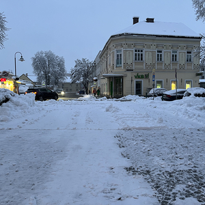 Adventfeier mit Genuss-standln in St. Quirinus