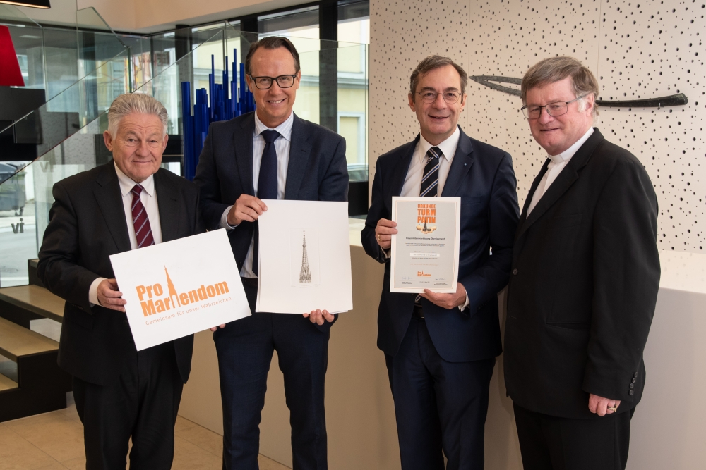 Übergabe Turmpatenschaft an die IV OÖ / IV OÖ von li: Dr. Josef Pühringer, Dr. Joachim Haindl-Grutsch, Dr. Axel Greiner, Bischof Manfred Scheuer