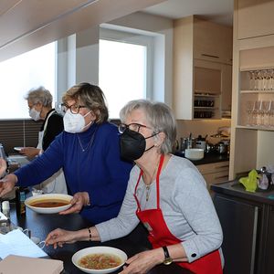 Fastensuppenessen in St. Quirinus